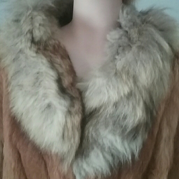 Genuine Rabbit fur fox collar coat - Picture 6 of 8